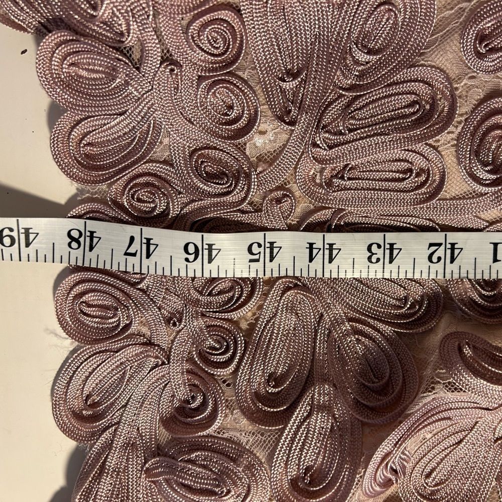 JS Collections Lavender Lace Dress - Picture 10 of 13